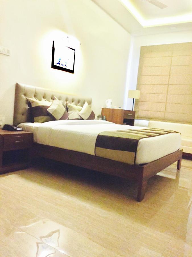 Hotel Ajmer Regency Екстериор снимка