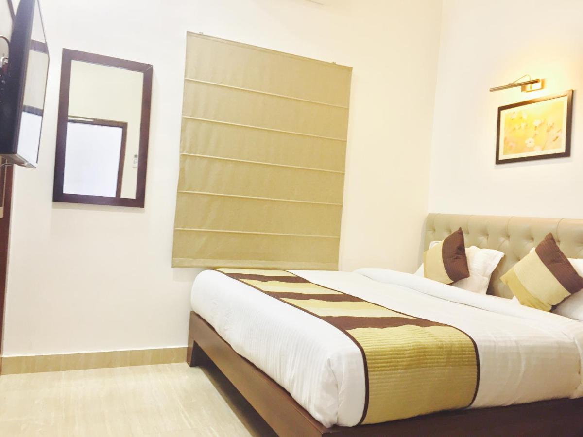 Hotel Ajmer Regency Екстериор снимка